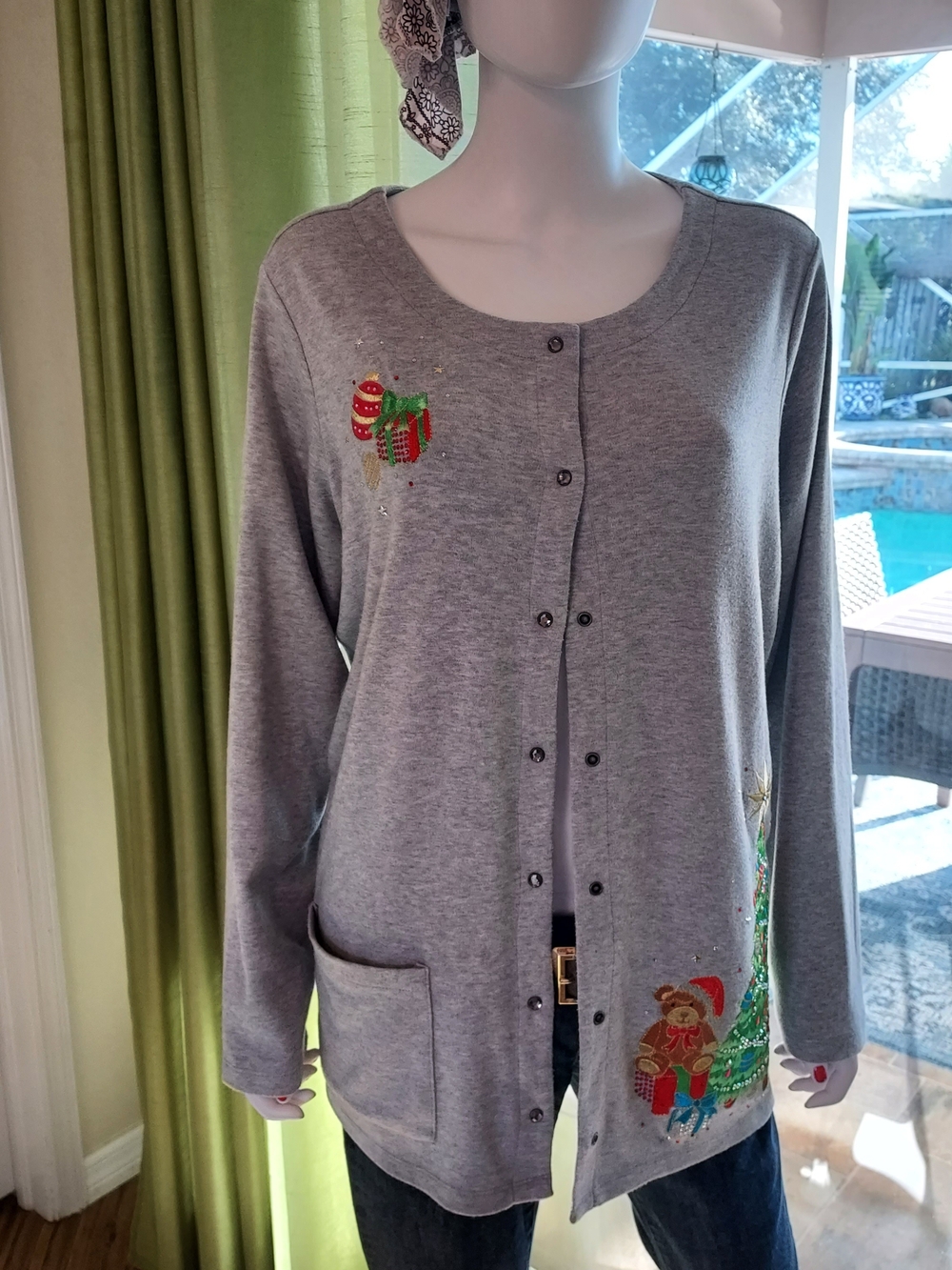 Quacker Factory Grey Cotton/Poly Holiday Embroidered Cardigan w 1 Pocket. Sz 1X